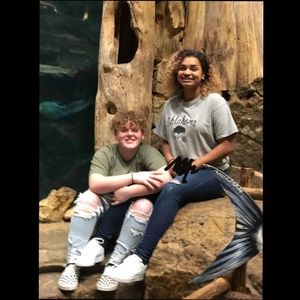 Meet your Posher, Francie